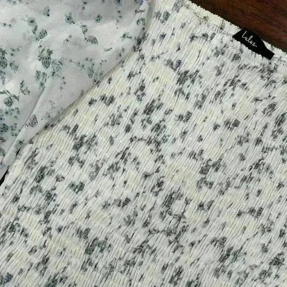 Lulus Va Va Bloom Ivory Floral Print Smocked Long Sleeve
Mini Dress size medium - Picture 8 of 8